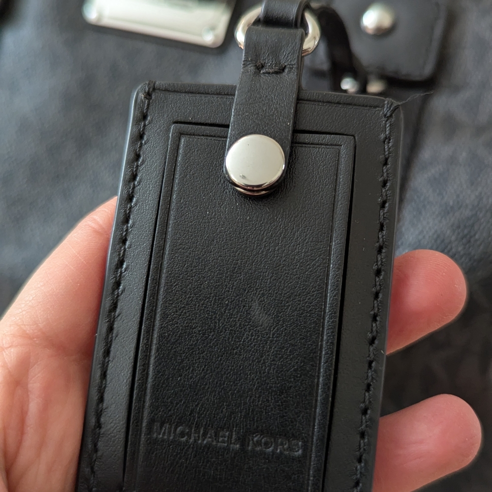 Michael Kors Hudson Logo Black Weekender Bag - Picture 6 of 16